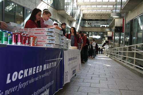 Lockheed Martin Welcomes Students with Pizza Party