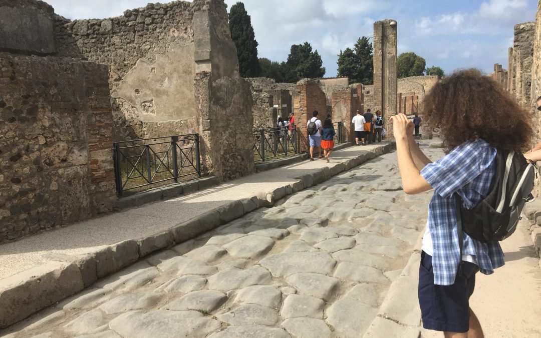 Packing (and mapping) through Pompeii