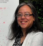 Dr. Claudia Salazar