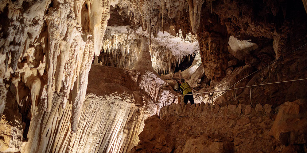 Creating a Digital Map, and a Cultural History, of Carlsbad Cavern